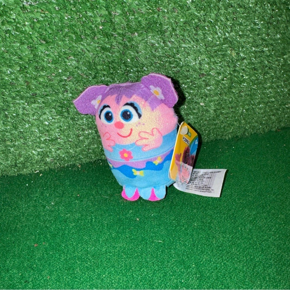 Just Play Sesame Street‎ Pod Pals mini plush of the character Abby Cadabby